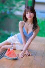 華