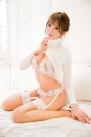 華